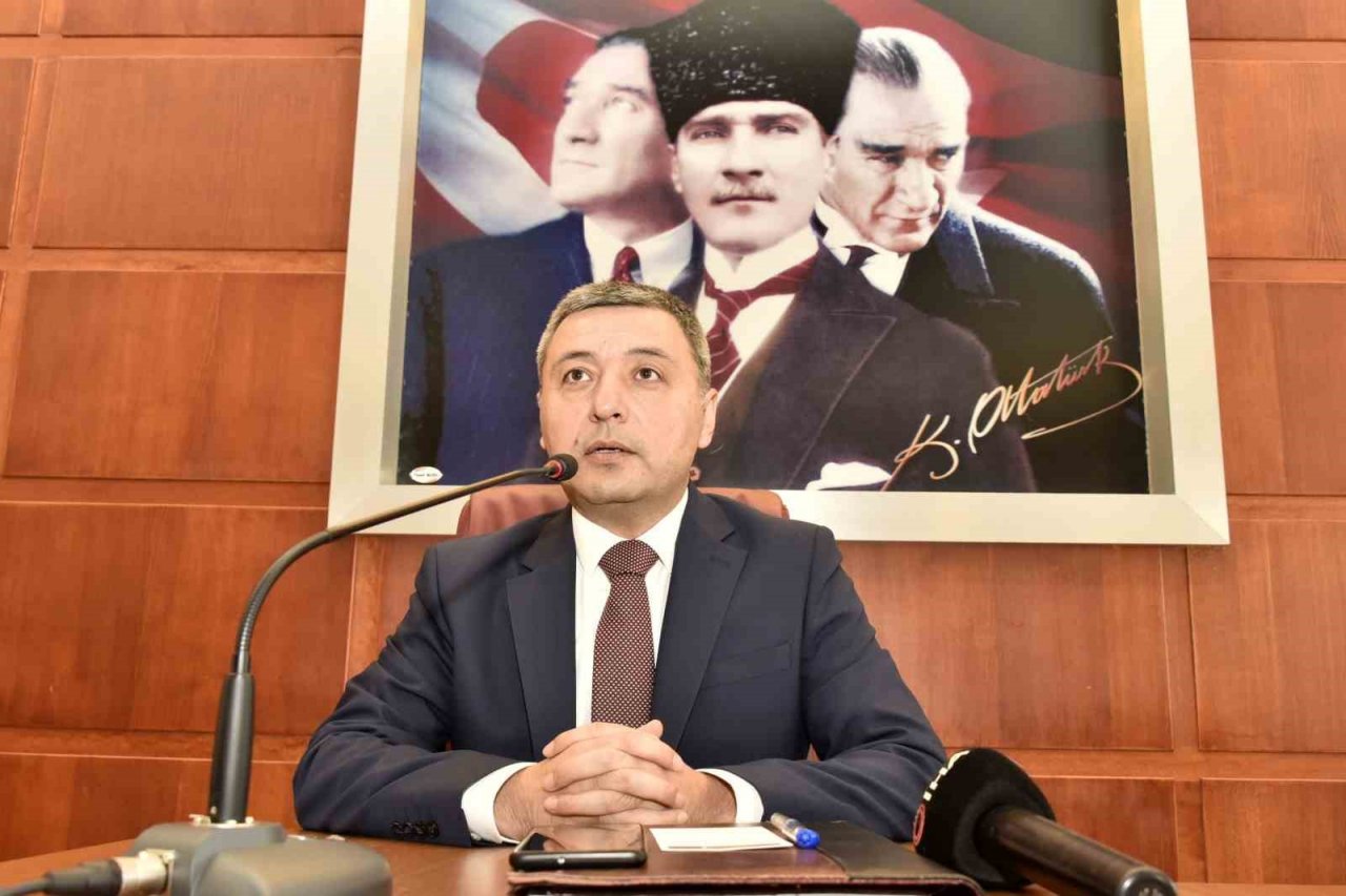 Gümüşhane’nin yeni Valisi Alper Tanrısever görevine başladı