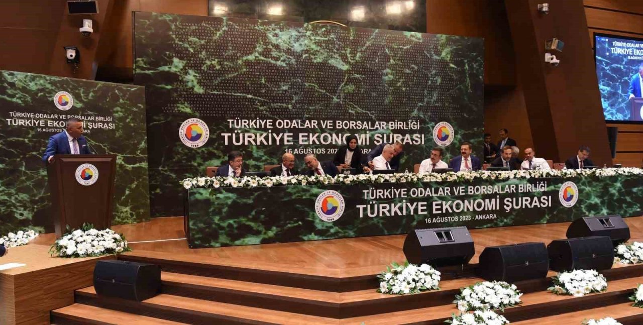 Başkan Sadıkoğlu: "Faizsiz kredi ve hibe desteği bekliyoruz"