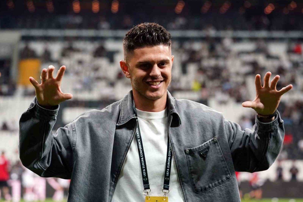 UEFA Avrupa Konferans Ligi: Beşiktaş: 0 - Neftçi Bakü: 0 (Maç devam ediyor)