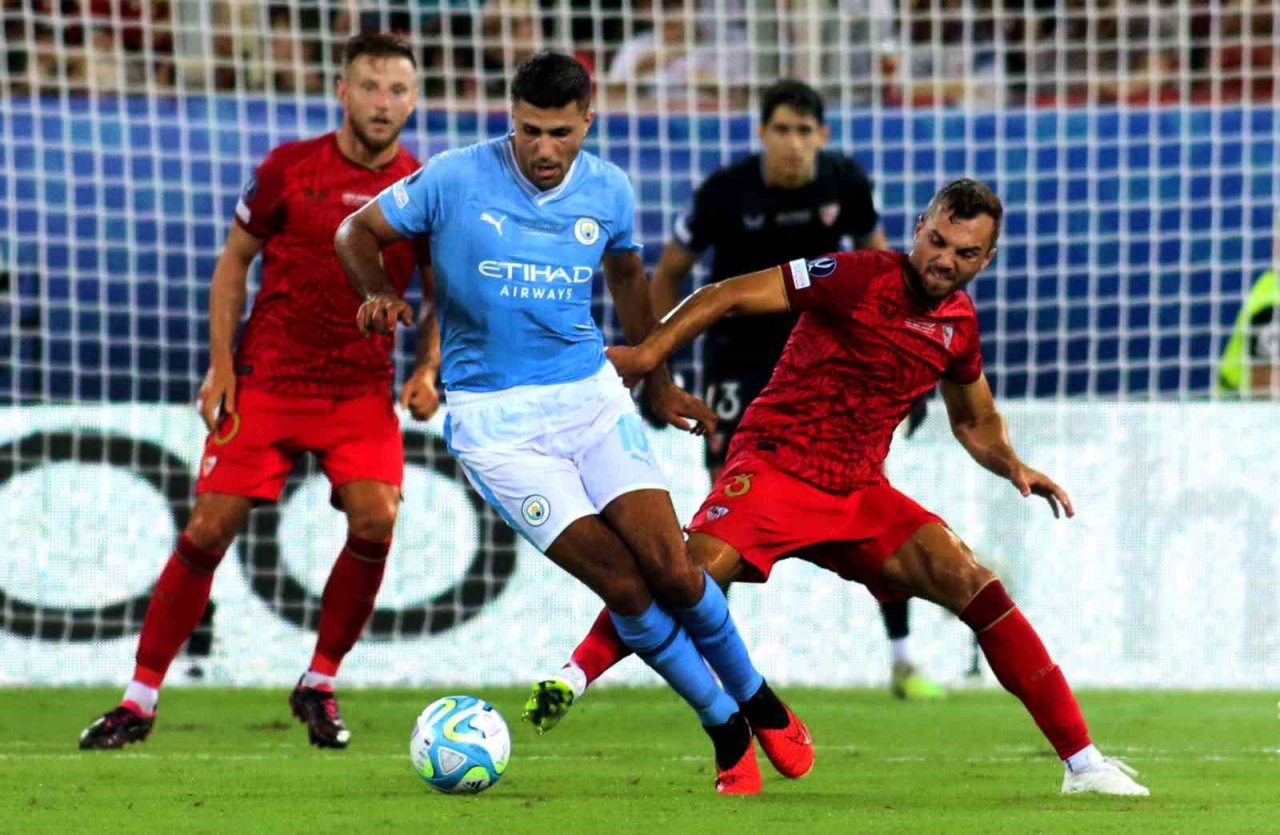 UEFA Süper Kupa’nın sahibi Manchester City oldu