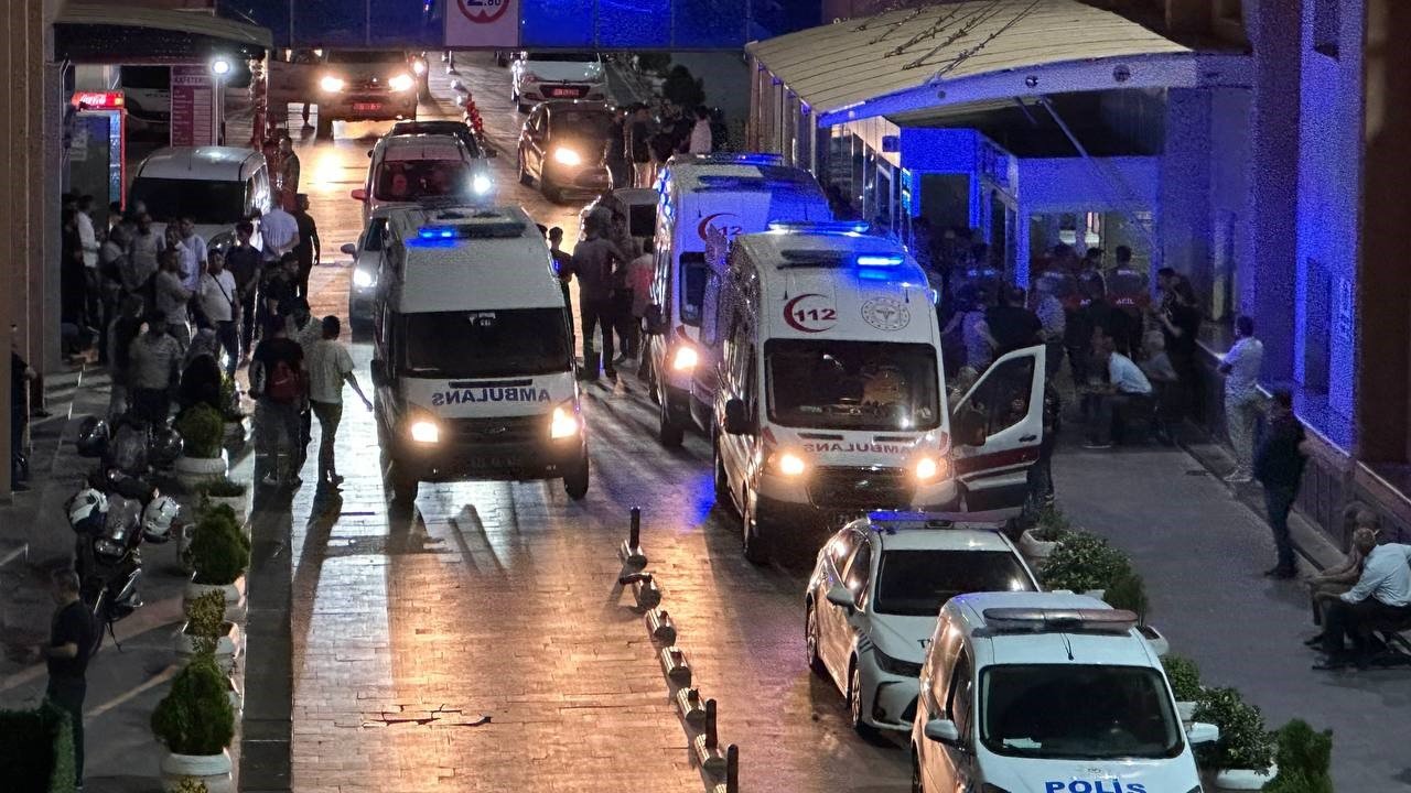 Batman’da 2 aile arasında taşlı, sopalı, bıçaklı kavga: 41 yaralı