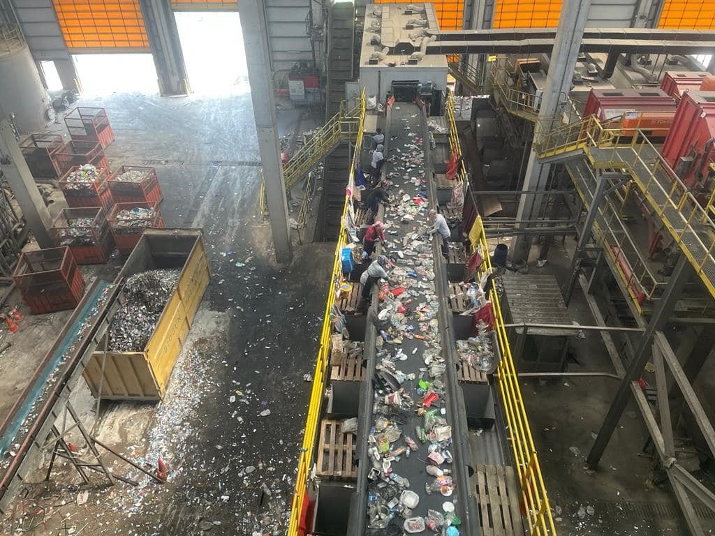 Bilecik’in tüm çöpleri bu tesiste ayrıştırılıyor