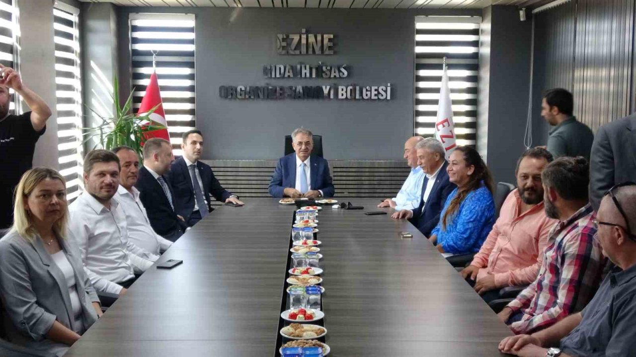 AK Parti Genel Başkan Yardımcısı Hayati Yazıcı, Ezine Gıda İhtisas OSB hakkında brifing aldı