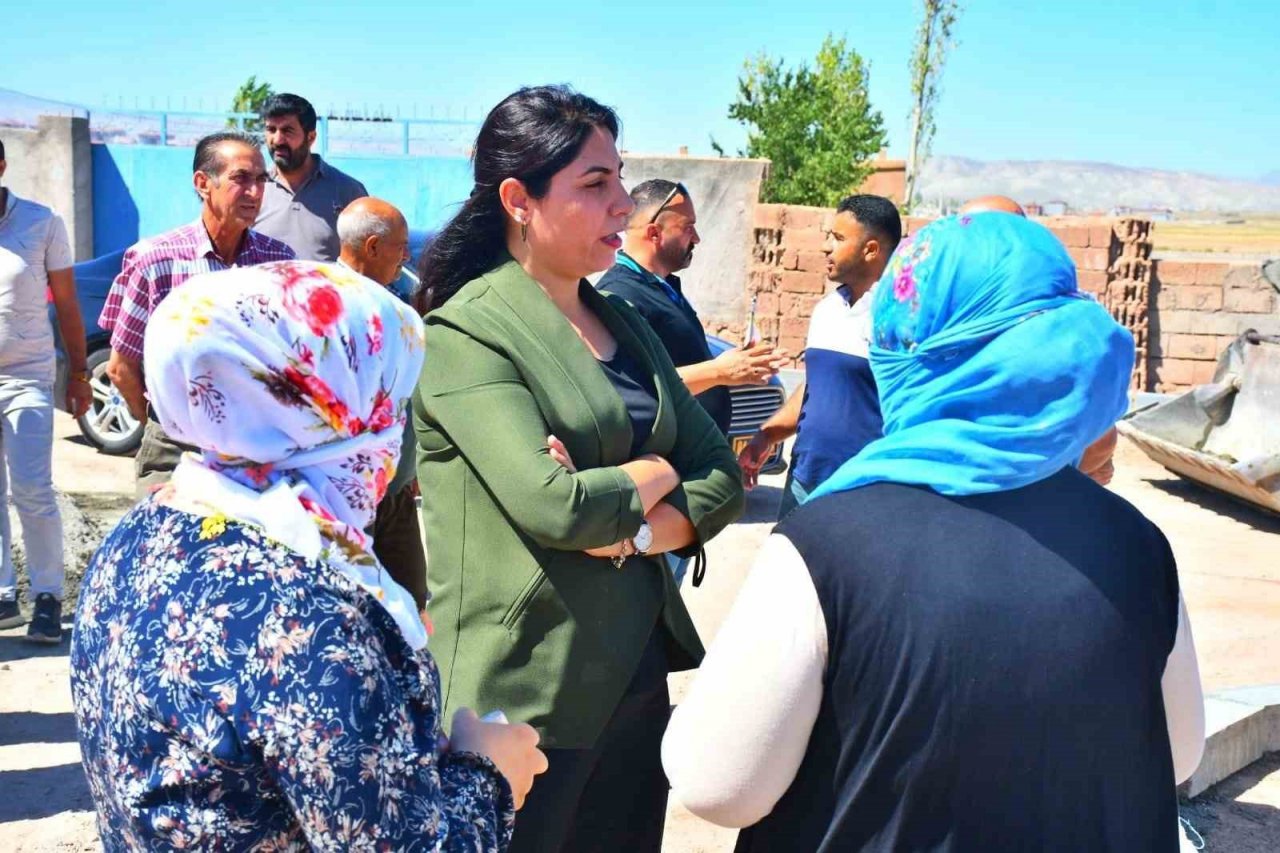 Doğubayazıt’ta mahalleler modern görünüme kavuşuyor