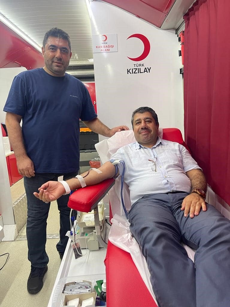”Bir kan, 3 insan hayatı” dediler kan bağışladılar