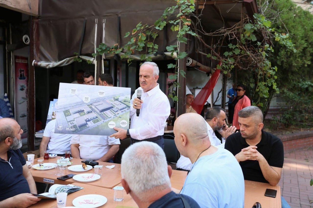 Derince esnafı Başkan Aygün’ün projelerini dinledi