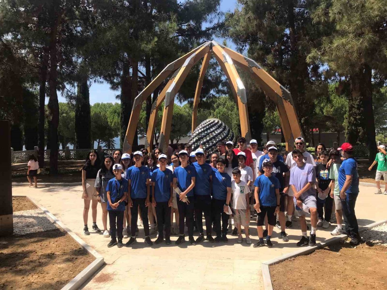 Başarılı sporcular Çanakkale gezisiyle ödüllendirildi