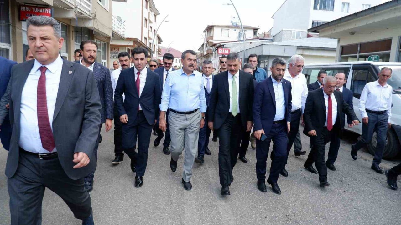 Bakan Tekin’den Pasinler ziyareti