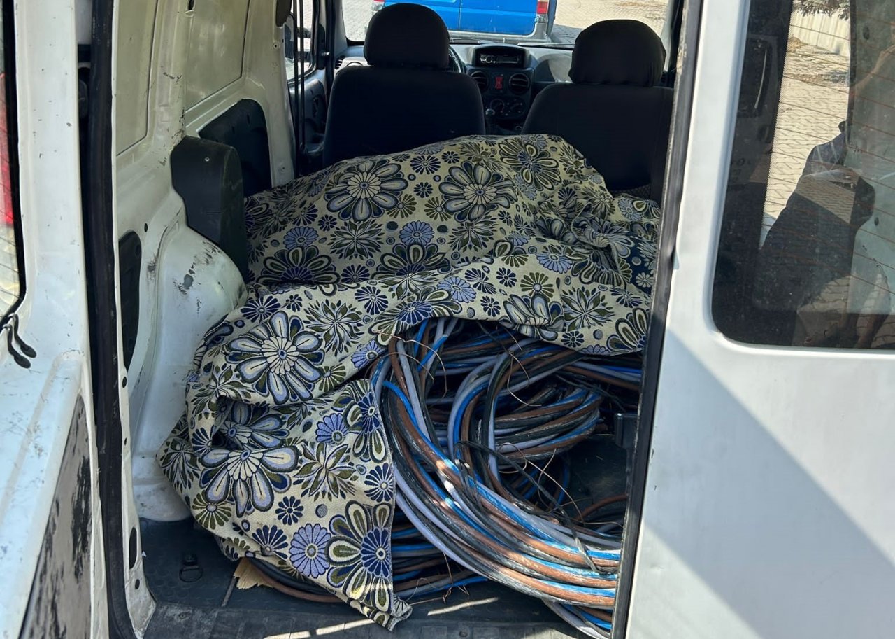 Osmaniye’de kablo hırsızları yakalandı