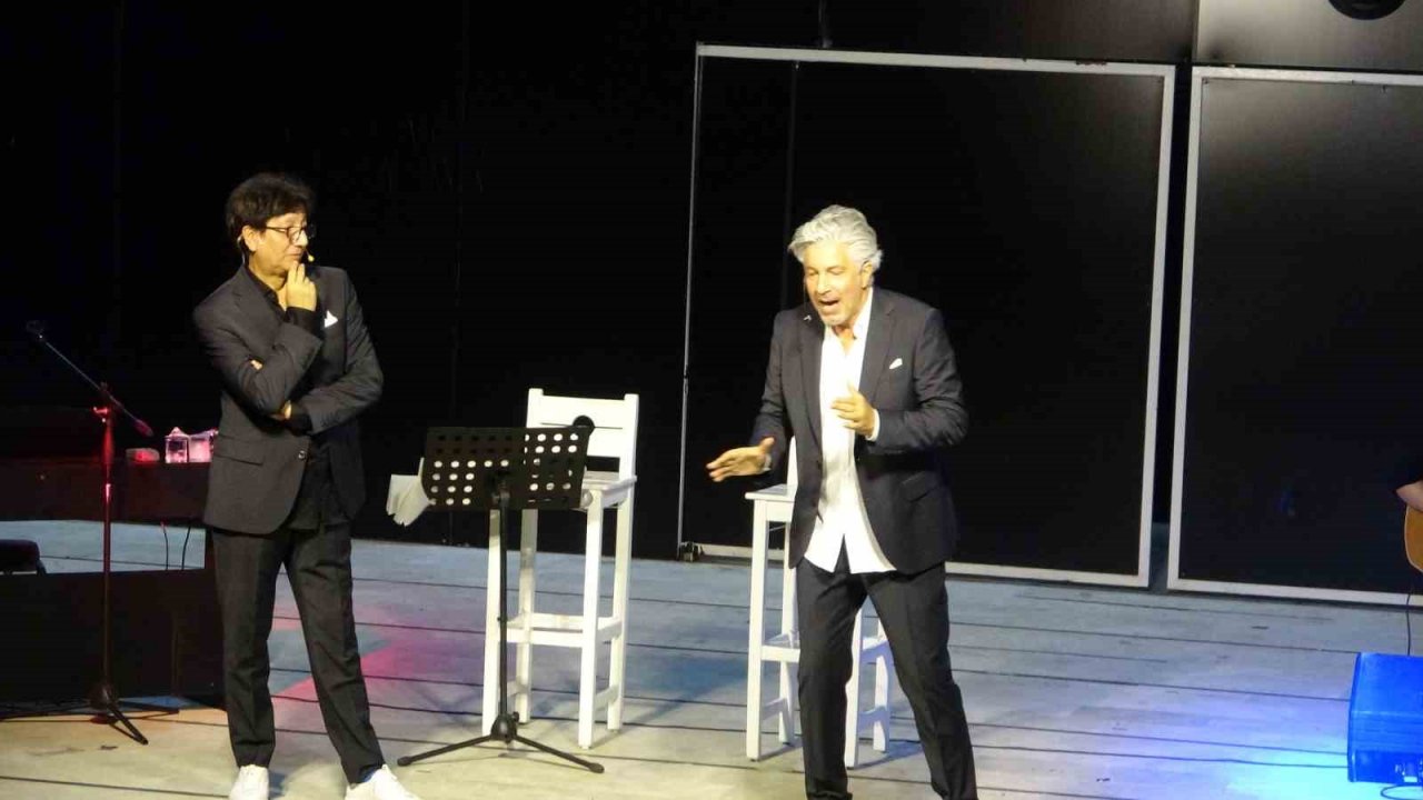 Marmaris’te ‘Hey gidi Günler’ sahnelendi