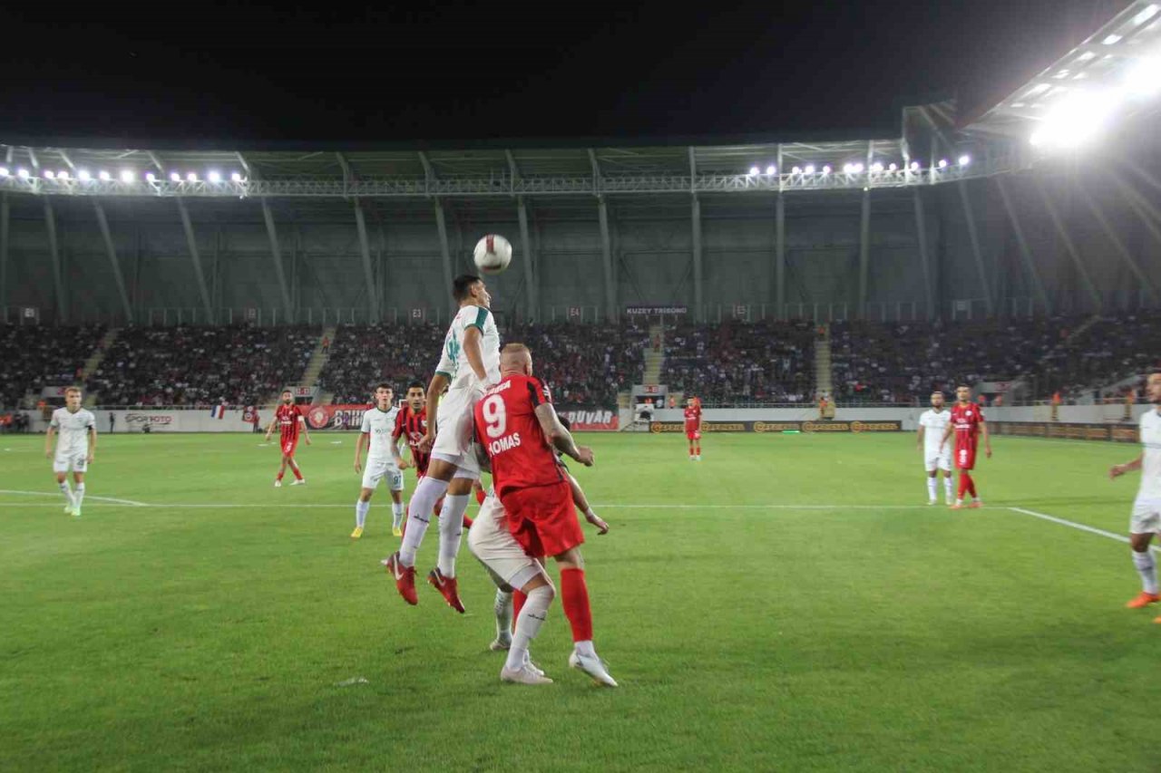Trendyol 1. Lig: Ahlatcı Çorum FK: 0 - Giresunspor: 2