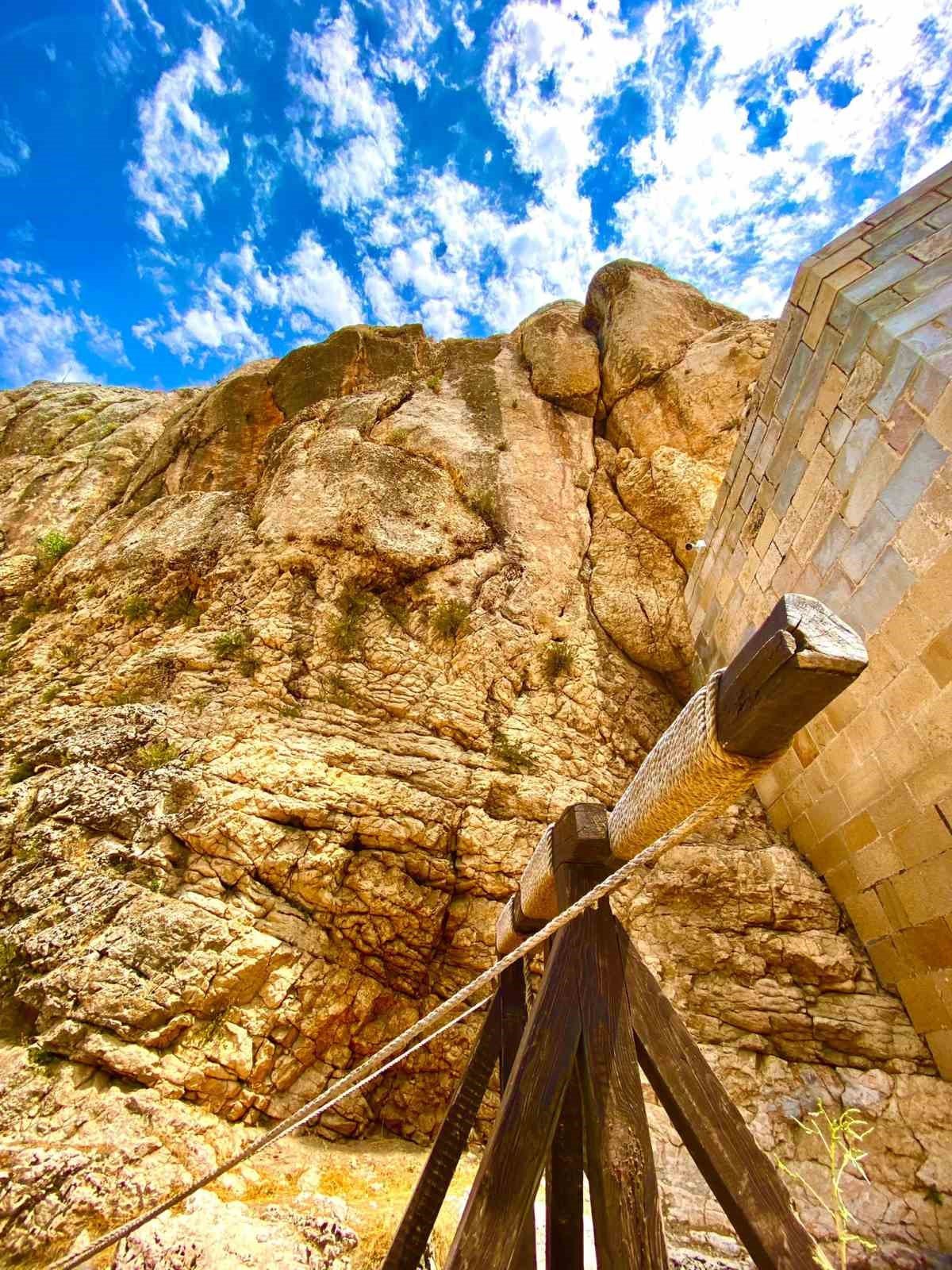 5 bin yıllık Harput Kalesi’nden görsel şölen