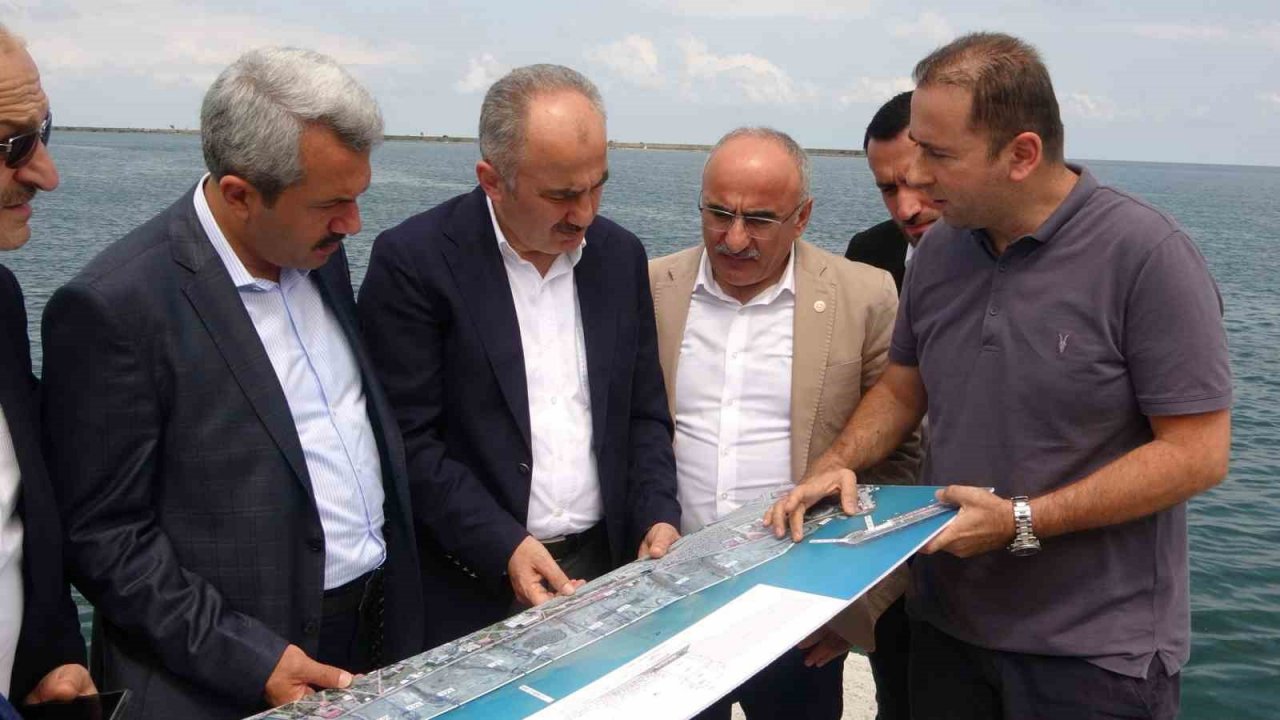 Rize’nin yeni valisi İhsan Selim Baydaş ayağının tozu ile yatırımları yerinde inceledi