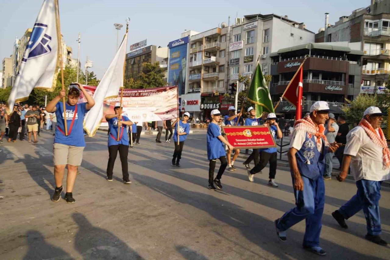 Geleneksel 8. Yuntdağı Yağlı Pehlivan Güreşleri kortej yürüyüşü yapıldı