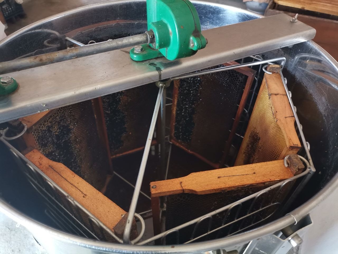 Bandırma’da bal hasadı başladı