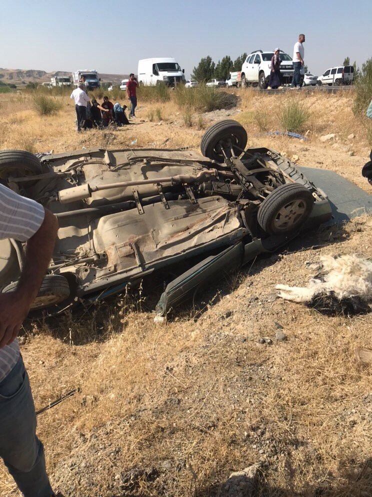 Batman’da otomobil şarampole yuvarlandı: 1 ölü, 8 yaralı