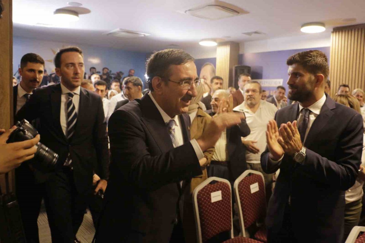 Cumhurbaşkanı Yardımcısı Yılmaz: “Türkiye yüzyılı aynı zamanda Diyarbakır yüzyılı olacak inşallah”