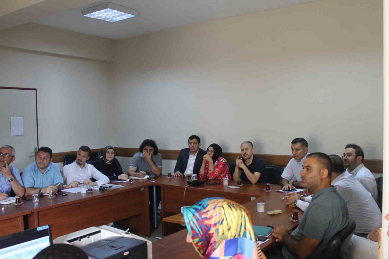 Sağlık yatırımları değerlendirildi