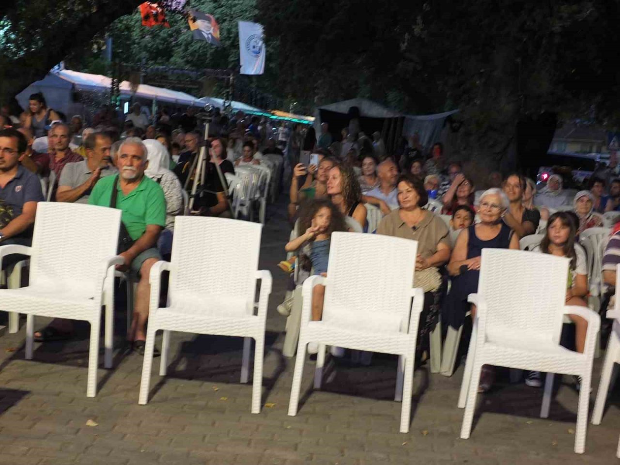 Burhaniye’de nostalji rüzgarı