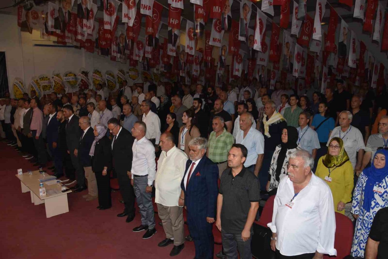 MHP Aliağa’da Nuray Aydemir güven tazeledi
