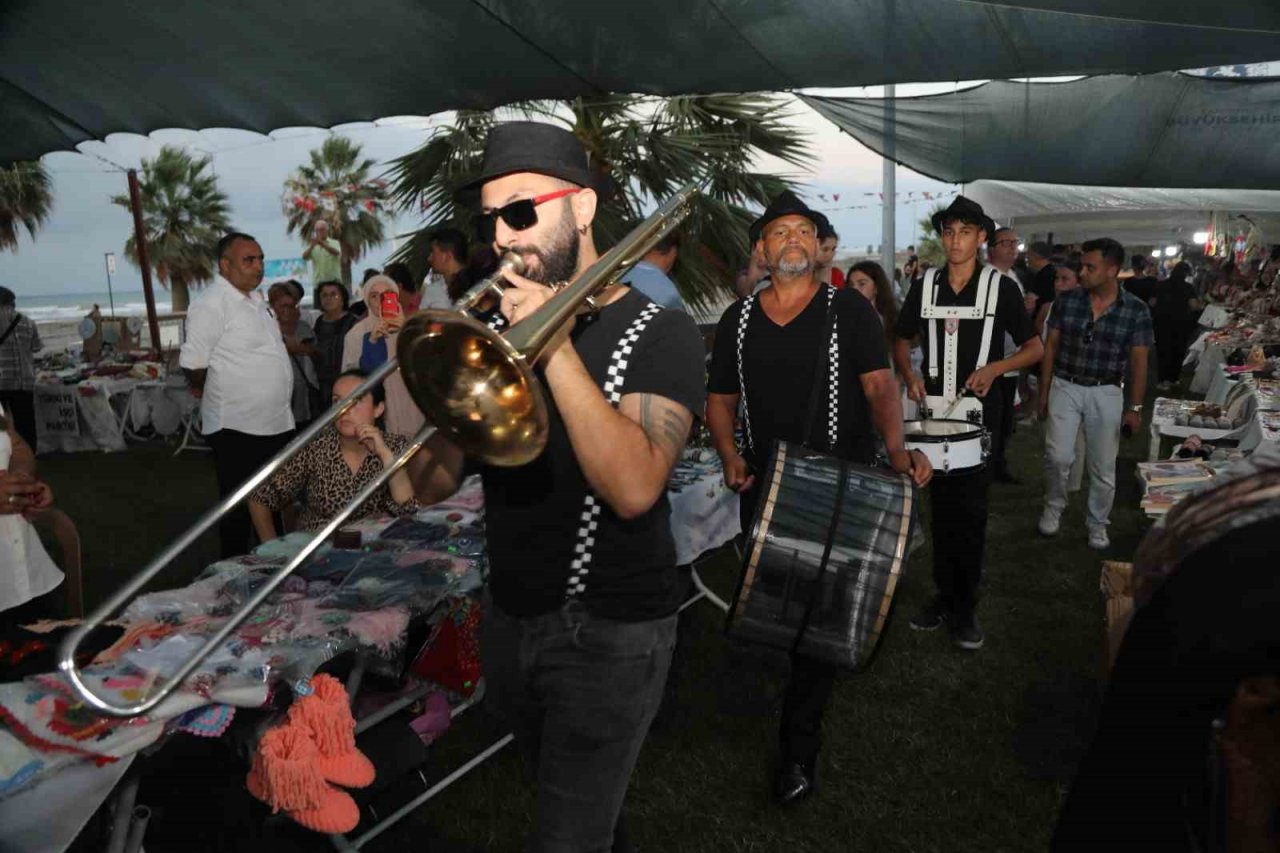 ’3. Atakum Kadın Emeği Festivali Sahil’de başladı