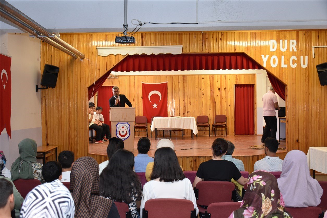 Yaz Kur’an Kursu kapanış programı gerçekleştirildi