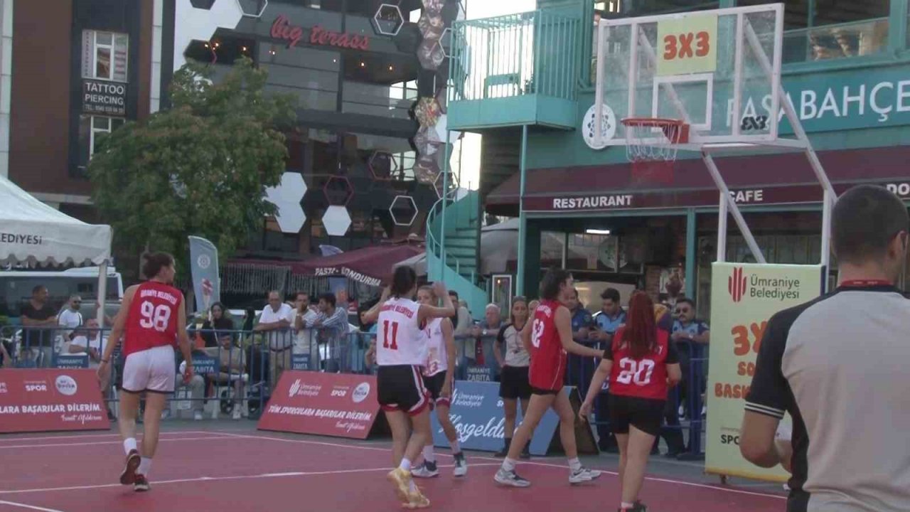 3x3 sokak basketbol turnuvasına yoğun ilgi