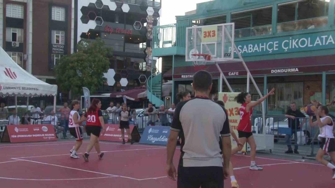 3x3 sokak basketbol turnuvasına yoğun ilgi