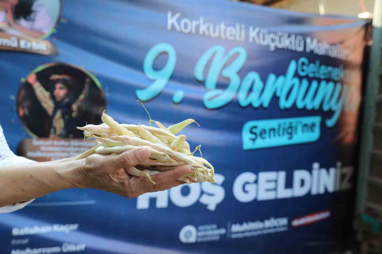Başkan Böcek, 9. Barbunya Şenliği’ne katıldı