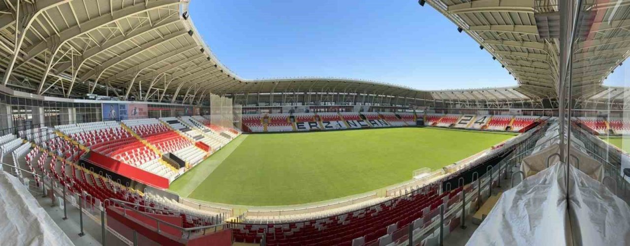 Başkan Önsay ve milletvekilleri Erzincan 13 Şubat Şehir Stadını inceledi