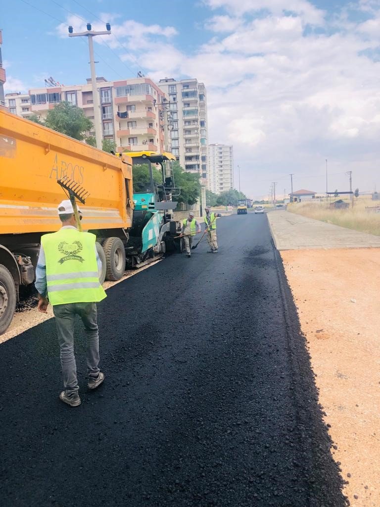 Yenişehir’de yol bakım çalışmaları devam ediyor