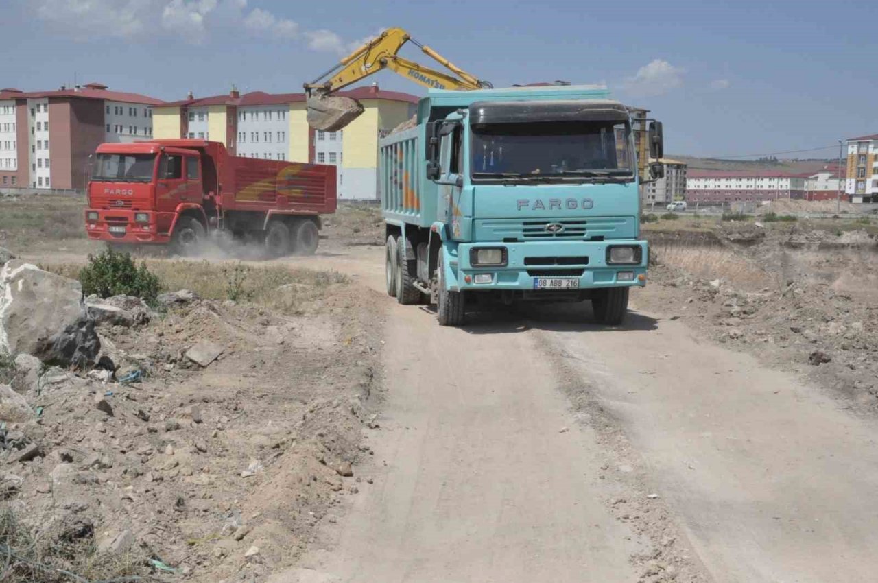 Kars Bölge Hastanesi’nde çalışmalar sürüyor