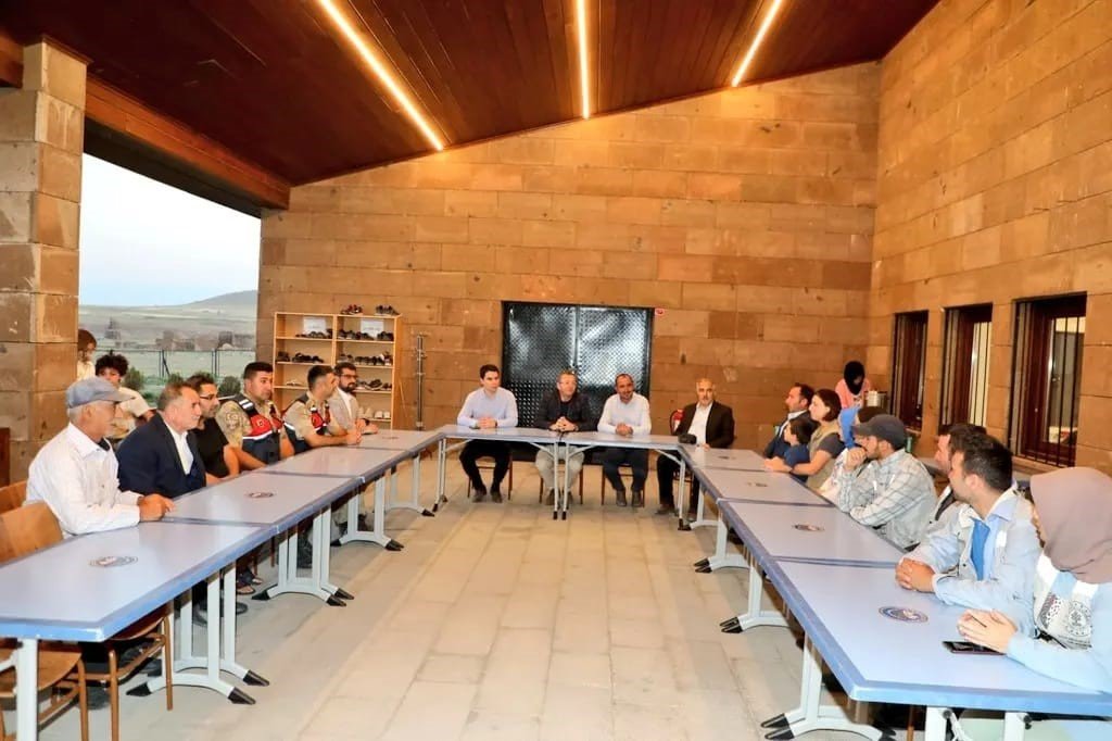 Kars Valisi Ziya Polat, Ani Ören Yeri’nde incelemelerde bulundu