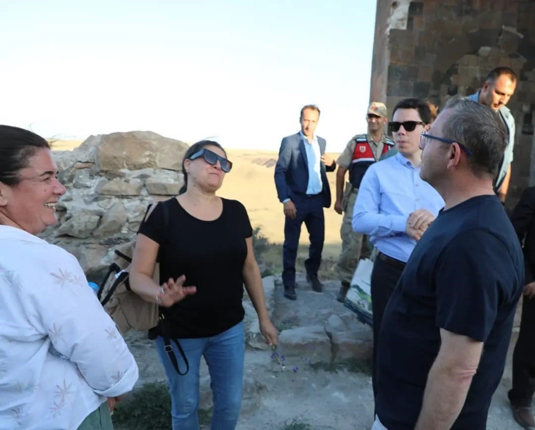 Kars Valisi Ziya Polat, Ani Ören Yeri’nde incelemelerde bulundu