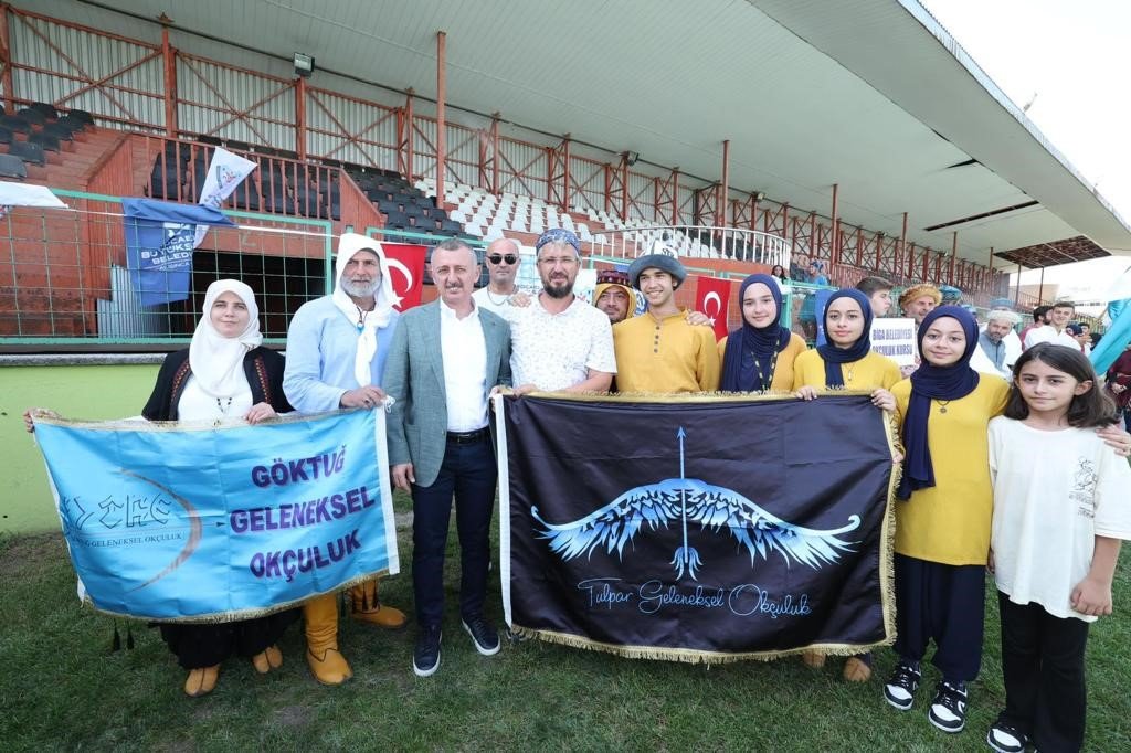 Kocaeli Geleneksel Türk Okçuluğu Açık Hava Puta Koşusu başladı