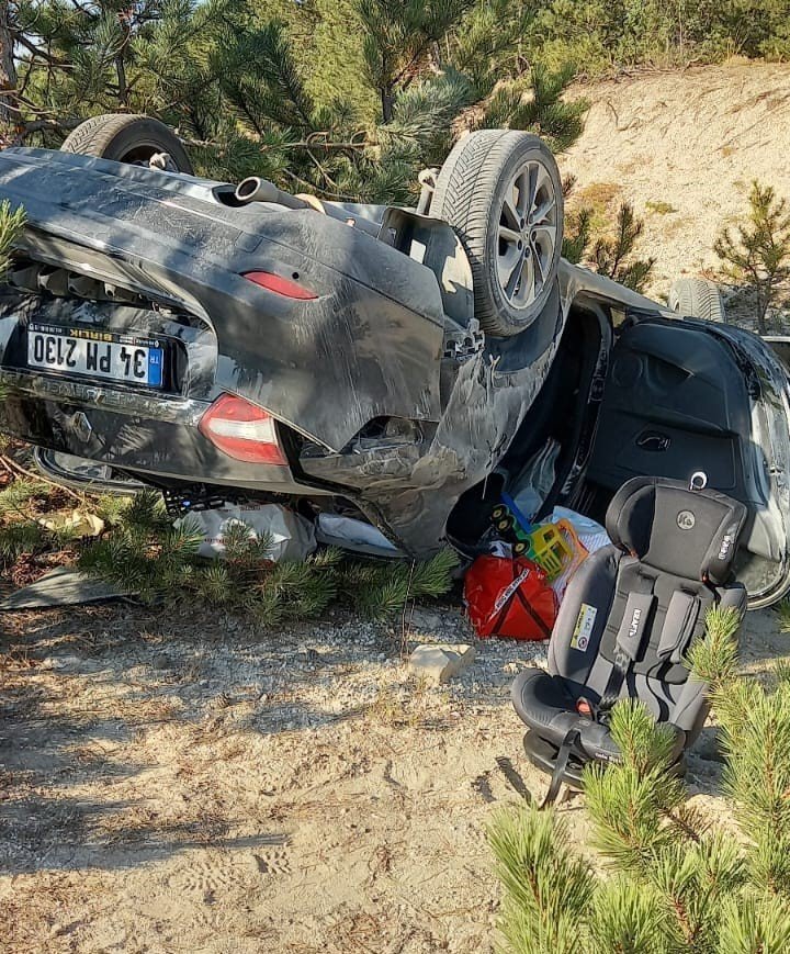 Kütahya iki otomobil çarpıştı: 6 yaralı