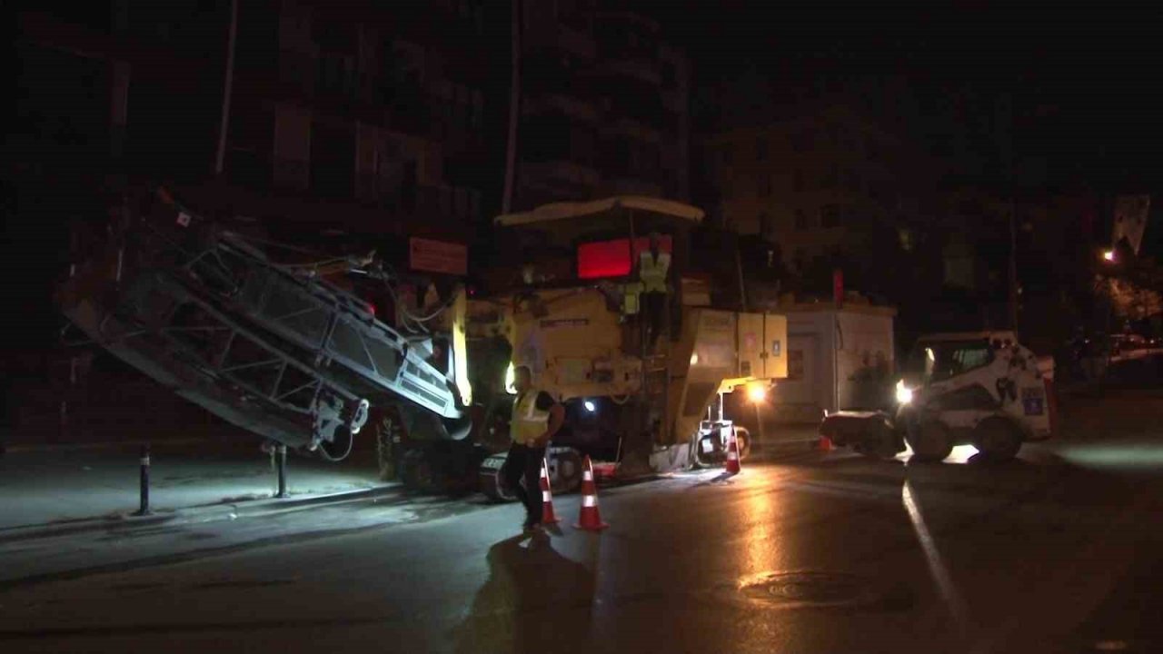 Maltepe Bağdat Caddesi Kavşağı üzerinde yapılan çalışmalar vatandaşları çileden çıkardı