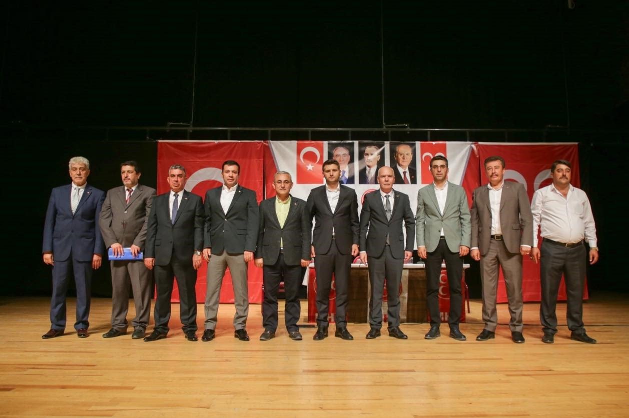 MHP Kütahya Merkez İlçe Başkanı Ayhan Toy güven tazeledi