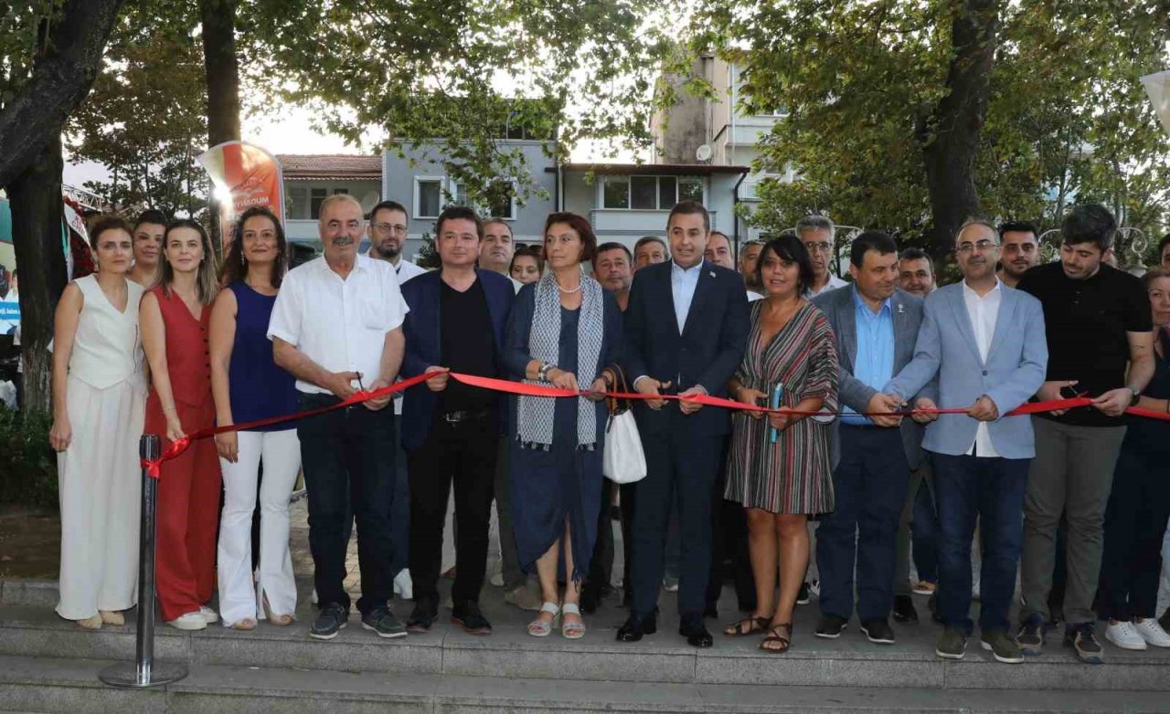 Mudanya 5. Kitap Fuarı ’Cumhuriyet ve Demokrasi’ temasıyla başladı