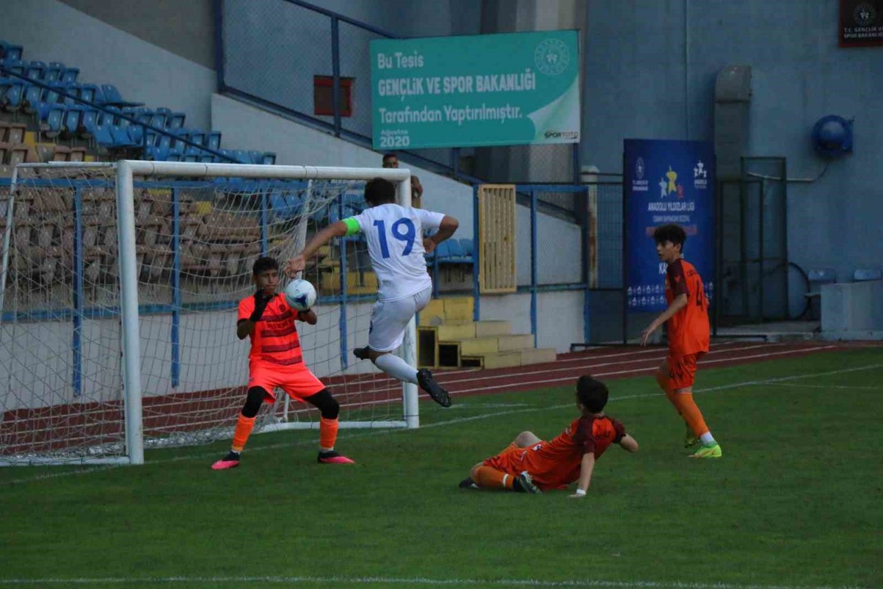 Karabük’te ANALİG Futbol Türkiye Birinciliği açılış seremonisi gerçekleşti