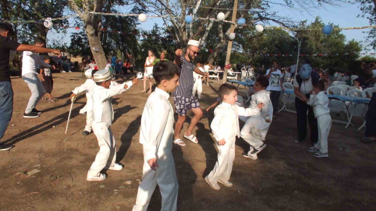 Balıkesir’de Sünnet Şenliği ilgi gördü