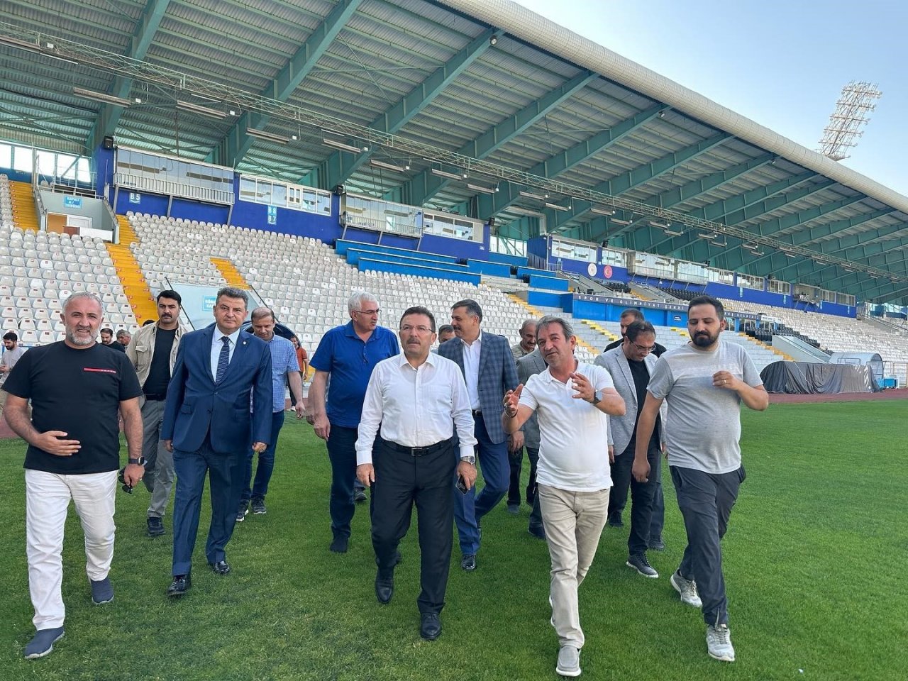 Kazım Karabekir Stadında inceleme yaptılar