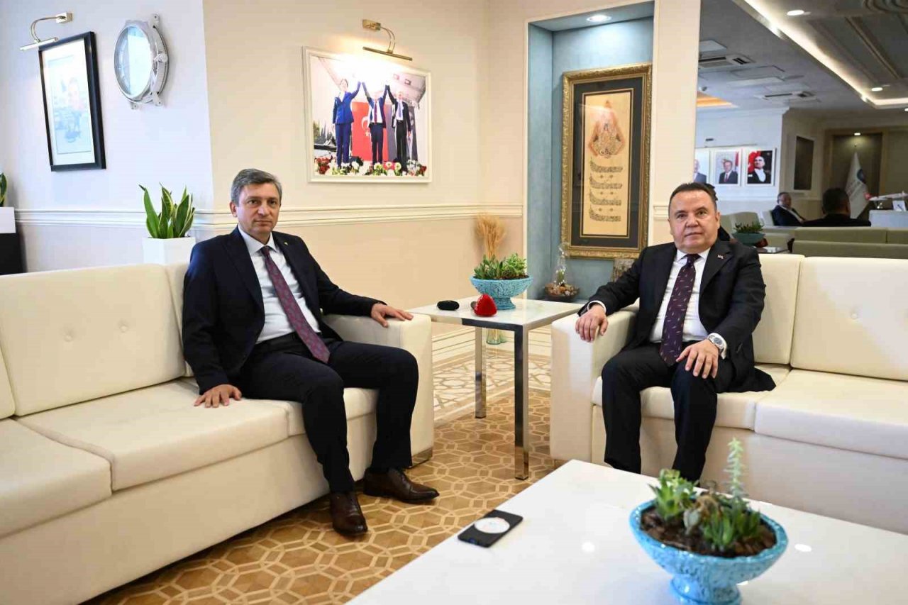 Başkan Böcek: "Valiliğimiz ile işbirliği halinde güzel hizmetler sunacağız"