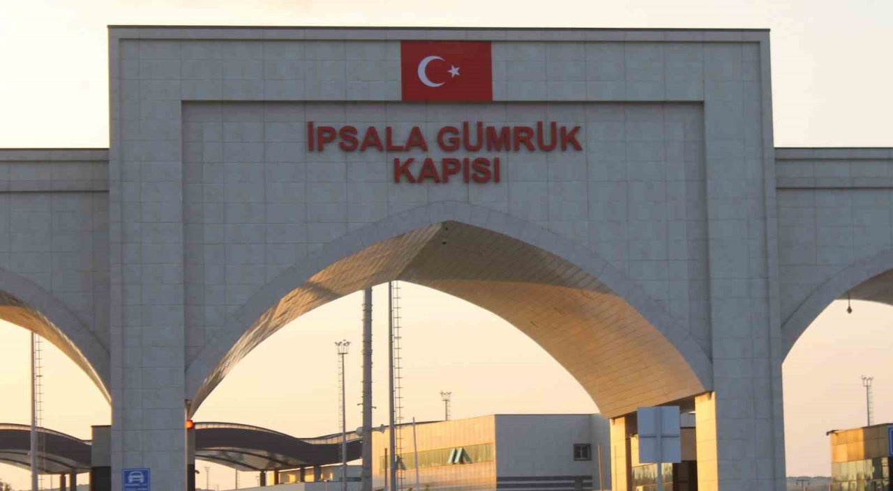 Yunanistan’daki yangın nedeniyle kapanmıştı: İpsala Sınır Kapısı yeniden açıldı
