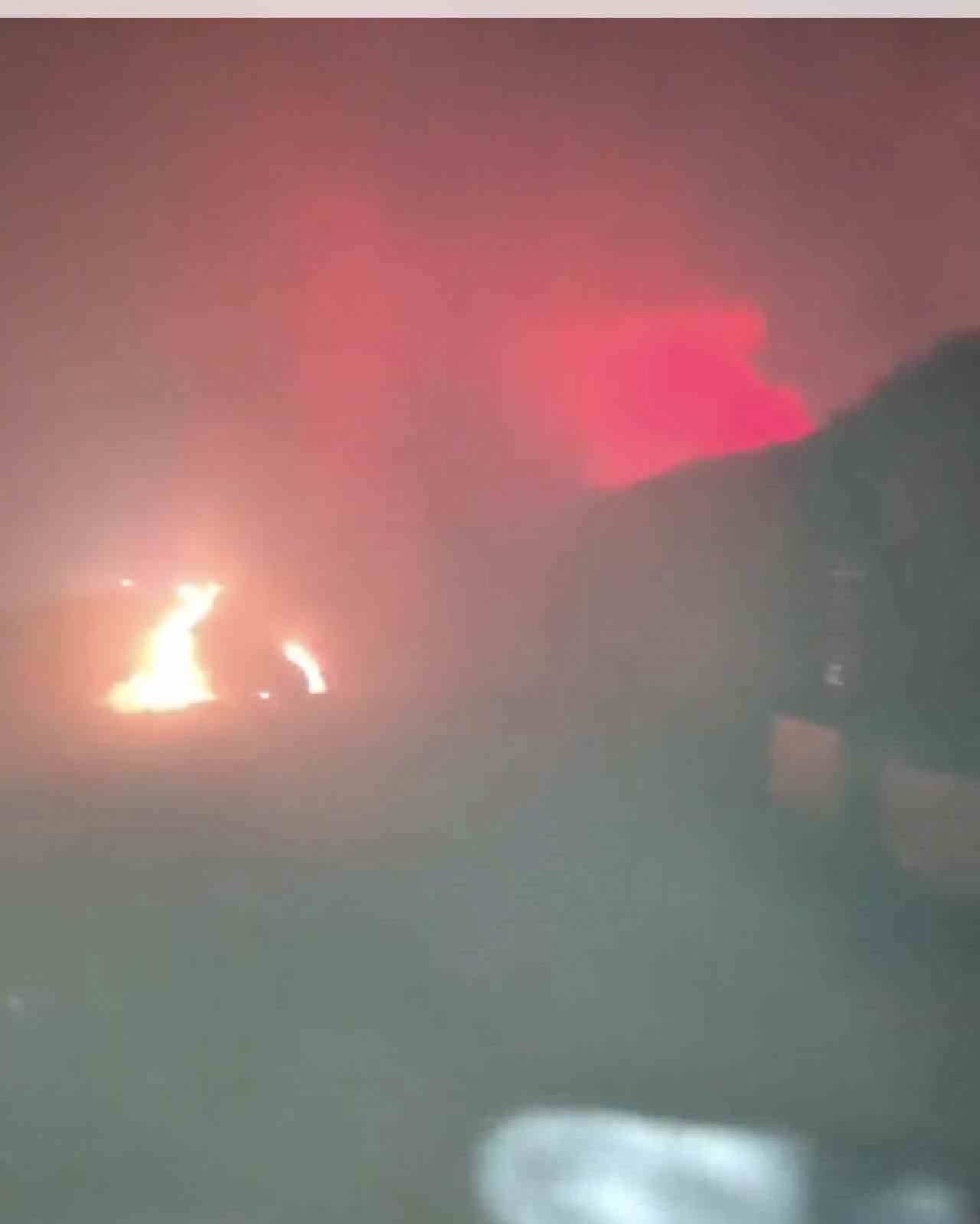 Yüksekova’da ahır yangını