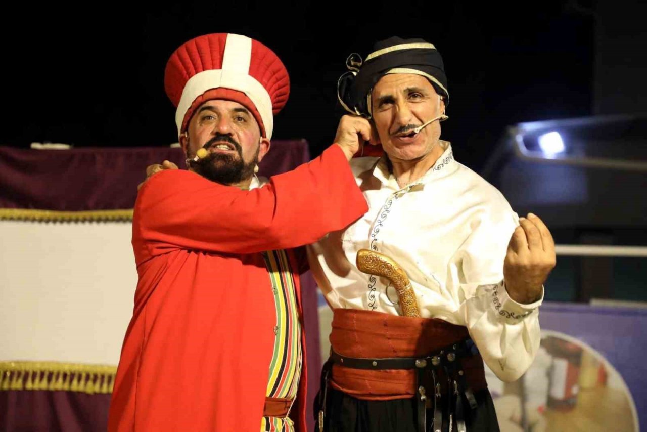 Geleneksel Tiyatro Günleri Küçükyenice’de final yaptı