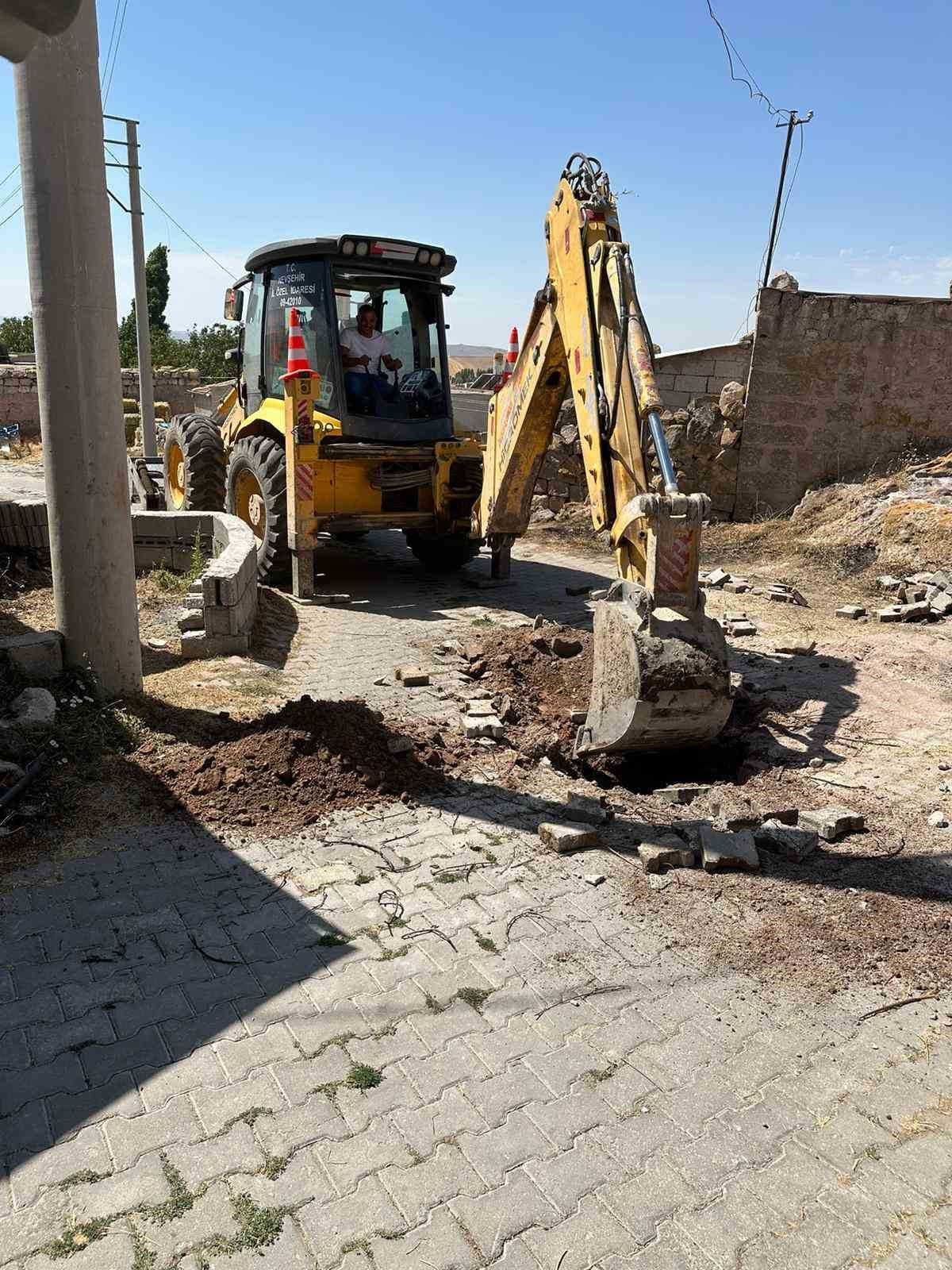 Özel İdare ekipleri sahada