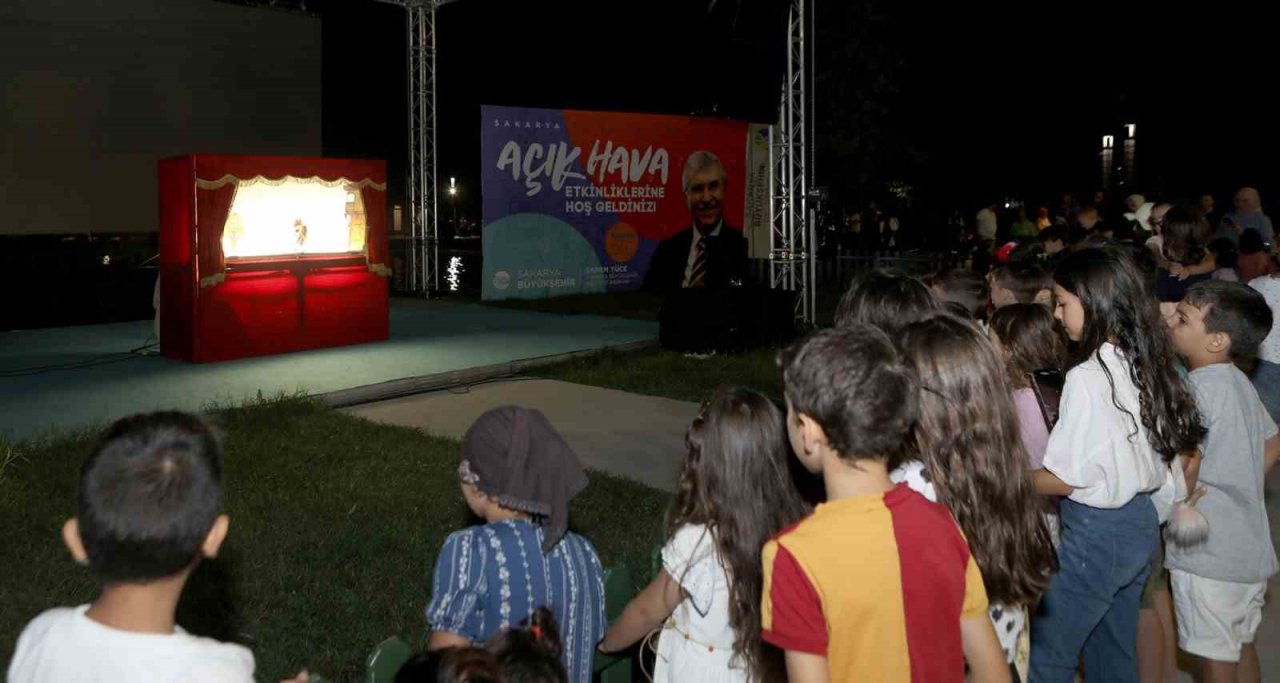 Açık Hava Sahnesi’nde eğlence dolu bir hafta sonu