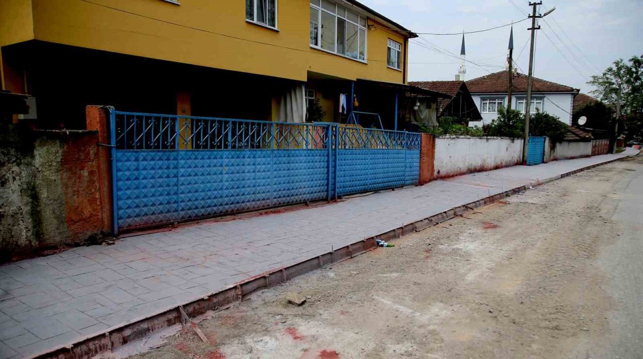 5 bin metrelik kaldırımlar inşa ediliyor