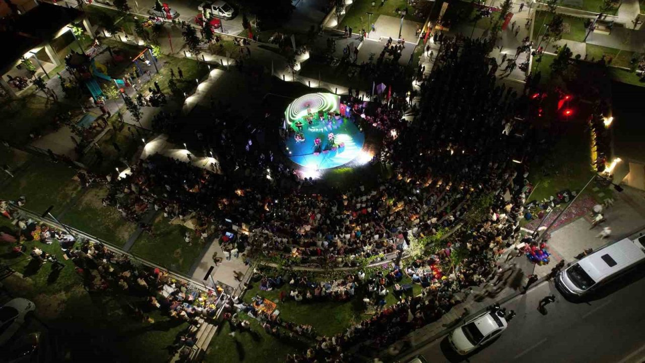 Talas’ın Muhteşem Meydanı’nda Muhteşem Konser